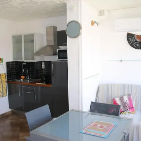 34, Heliopolis E Au Village Naturiste * Agde