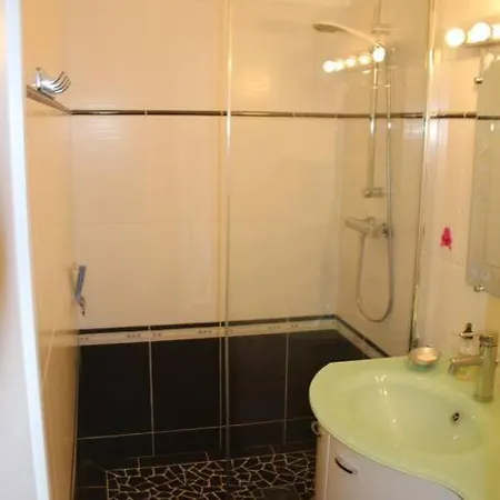 34, Heliopolis E Au Village Naturiste Apartament *